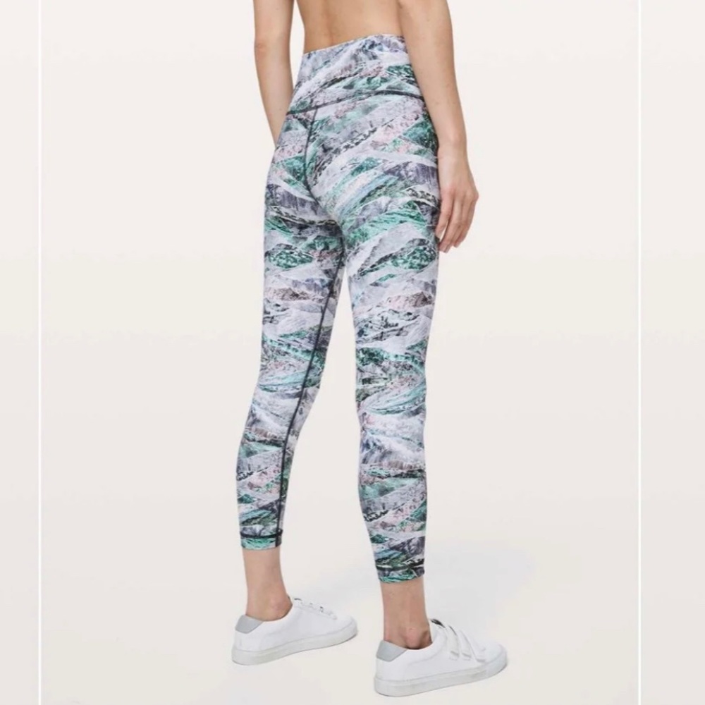 Lululemon leggings wunder under 12